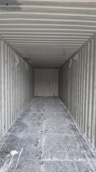 hình ảnh bên trong của container khô 45feet